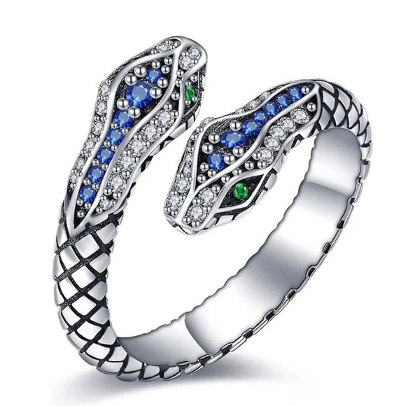 Jewelry - Silvertone Snake Ring adjustable